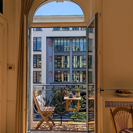 Hypercentre - Charming T2 With Balcony